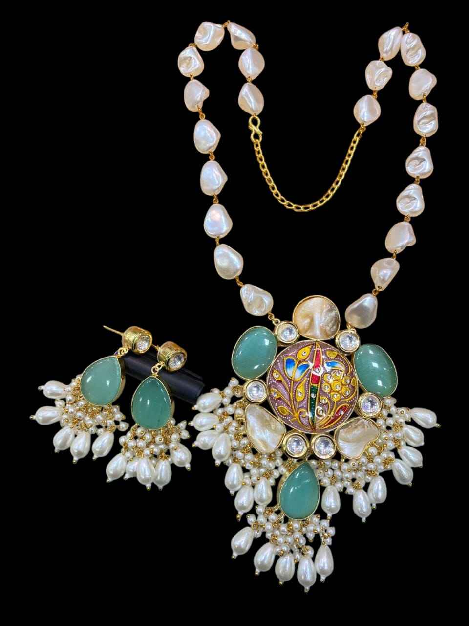 ทะเลสีเขียว