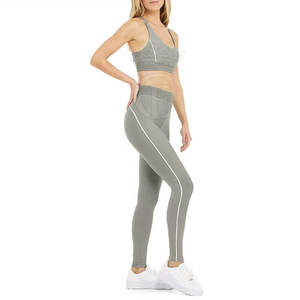 Conjunto de Yoga para Mujer de Primera Calidad, Duradero, Transpirable, con Patrón Sólido, Ecológico, Cintura Elástica, 2 Piezas, Spandex/Poliéster, hasta la Rodilla - Product Image 4