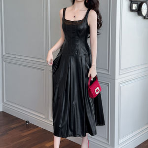 เดรสสั้นทรงตรงหนัง PU ไร้แขน สำหรับผู้หญิง สไตล์เซ็กซี่ เหมาะสำหรับงานปาร์ตี้ คลับ หรือใส่ลำลอง ผ้าระบายอากาศ ไม่ยับง่าย - Product Image 2