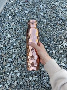 Premium quality Copper <b>Water</b> Bottle for easy <b>carrying</b> and premium hydration By India Manufacturer Copper <b>Water</b> Bottle - Product Image 4