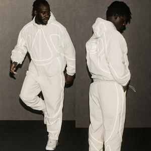 Conjunto Deportivo Informal de Gran Tamaño Personalizado, Ropa Deportiva Urbana, Chándal Simple, Chaqueta Cortavientos Reflectante de Nailon, Conjunto de Chaqueta y Pantalones Deportivos para Hombre - Product Image 1