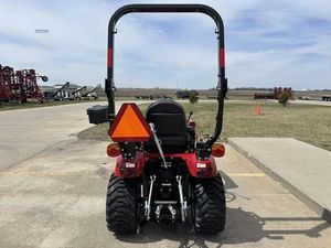 Tracteur agricole CASE IH FARMALL 25SC 4x4 2x2 en bon état, prix de gros. Composants principaux : pompe et boîte de vitesses. - Product Image 4