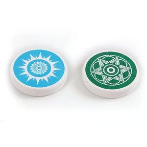 Carrom Striker de plástico duradero profesional, diseño artístico hecho a mano para juego suave, accesorio de juego de mesa de tamaño compacto - Product Image 2