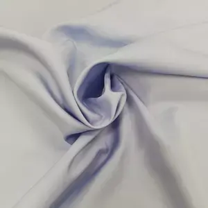 Tela <span class=keywords><strong>de</strong></span> forro <span class=keywords><strong>de</strong></span> tafetán pongee 100 T 190T 210T suave 240 <span class=keywords><strong>de</strong></span> tela <span class=keywords><strong>de</strong></span> poliéster <span class=keywords><strong>de</strong></span> seda para vestido <span class=keywords><strong>de</strong></span> moda - Product Image 6