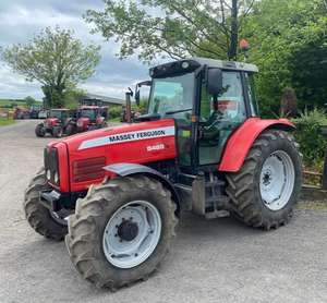 Dé rienda suelta al rendimiento agrícola máximo con el tractor utilitario Massey Ferguson 5465 - Product Image 1