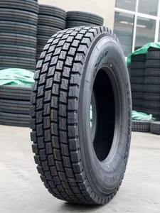 Pneu commercial premium 235/85R16 adapté à diverses applications de camions, offrant une résistance à l'usure de la bande de roulement durable et des performances routières stables. - Product Image 5