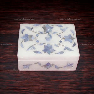 Boîte à bijoux en nacre verte faite à la main de qualité supérieure disponible au prix de gros - Product Image 1