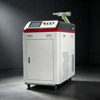 Nettoyeur laser portatif pour l'élimination de la rouille industrielle, le décapage de la peinture, le nettoyage des soudures et la préparation des surfaces