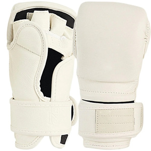Gants de boxe de haute qualité fabriqués par des professionnels avec logo personnalisé, confortables, en cuir pour l'entraînement - Product Image 1