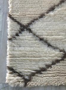Alfombra de estilo marroquí hecha a mano para interiores y hogares, lana de color Natural sin teñir, hecha en la India, 100% - Product Image 4