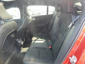 สะอาดหมดจด ปี 2022 วอลโว่ C40 รีชาร์จ พลังงานไฟฟ้าล้วน P8 - Product Image 6