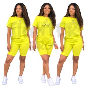 ชุดเสื้อผ้าสองชิ้นเสื้อครอปแขนสั้นและกางเกงขาสั้นสำหรับผู้หญิงชุดเสื้อผ้าโพลีเอสเตอร์แฟชั่นใหม่ลำลองสีทึบ - Product Image 1