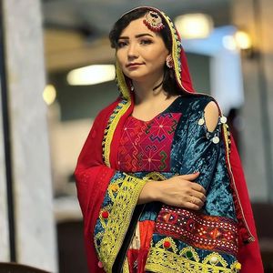 Vestido kuchi vintage étnico tribal, vestido Kuchi tradicional de fiesta Kuchi afgano/Pakistán multicolor vestido Kochi 3082 - Product Image 4