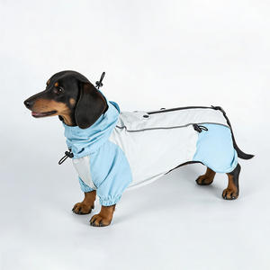 OEM/ODM VPETBR - Veste de pluie à capuche, à col haut, imperméable et réglable, spécialement conçue pour les chiens de type Teckel. - Product Image 2