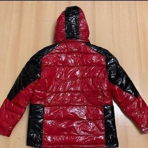 Nouveaux arrivages 2022 de vêtements pour hommes, Logo personnalisé léger et chaud en Nylon noir à capuche d'hiver à bulles rembourrées - Product Image 2