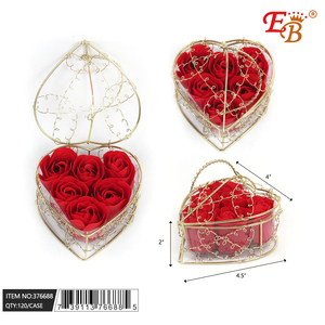 4 "x 4.5" cuore con rose rosse 120 pz/CS per le forniture di san valentino - Product Image 1