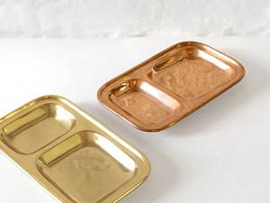 Offre spéciale Plateau de service contemporain en cuivre poli Plateau à dîner double de haute qualité pour la maison et les mariages - Product Image 2