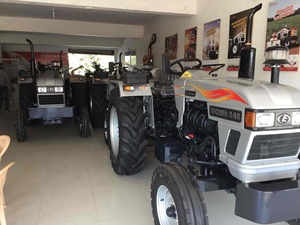 โรงงานขายส่งรถไถนาขนาดเล็ก Eicher 330 35 แรงม้า รถไถนาสำหรับฟาร์มขนาดเล็ก งานเกษตร ประสิทธิภาพสูง ประหยัดน้ำมัน เชื่อถือได้ - Product Image 6