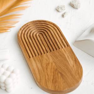 Plateau de service en bois artisanal de conception ovale moderne, décoratif, en bois massif, multifonctionnel, décoration de la maison, table et utilisation du Ramadan - Product Image 1