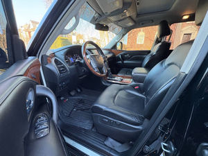 EXCELENTE SUV Crossover QX80 LUXE RWD USADO, AÑO 2019, TRANSMISIÓN AUTOMÁTICA DE 7 VELOCIDADES, 400 HP, MOTOR V8 DE 5.6 LITROS, LISTO PARA ENVÍO - Product Image 2