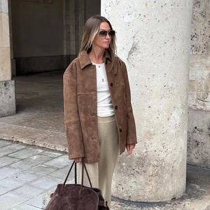 Manteau en daim de mouton véritable marron pour femme, surdimensionné, doux, coupe-vent, double boutonnage, vêtement d'extérieur d'hiver, style vintage streetwear - Product Image 2