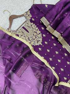 Belle couleur pour la mariée Salwar Kameez Gharara indien/pakistanais Broderie lourde Zardozi Réversible Séchage rapide pour la fête de mariage - Product Image 4