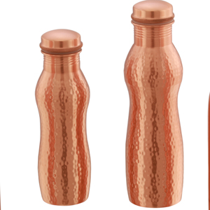 Botellas de cobre hechas a medida de metal en una variedad de patrones adecuados para regalar y para tiendas caseras - Product Image 1