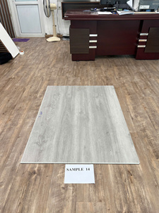 Revêtement de sol SPC, vinyle de luxe fabriqué au Vietnam, sol SPC 5 mm, système Valinge 5G - Product Image 1