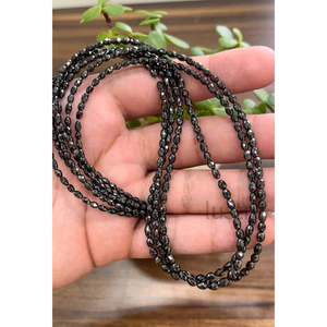 Perles de diamant 100% naturelles 3-5,4 mm, facettées, noires, diamant taillé ovale et coussin, excellente taille - Product Image 1