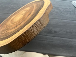 Planche à découper en noyer à grain bout, en bois massif, de qualité alimentaire, bloc de découpe de cuisine avec une construction épaisse et durable pour un usage domestique - Product Image 4