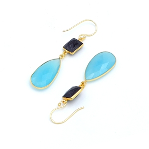Boucle d'oreille artisanale en calcédoine pierre de soleil bleue |   Boucles d'oreilles pendantes tendance en laiton plaqué or 18 carats pour femmes |   Indien - Product Image 3