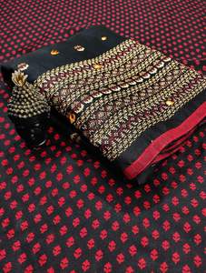 Tissu crêpe en coton avec belle impression HD de style Kalamkari Trending Bentex Zari Weaving Border pour les fêtes en soie - Product Image 2