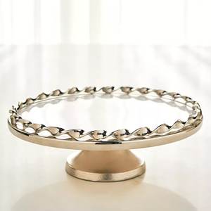 Présentoir à gâteau de forme ronde en métal décoratif pour mariage, présentoir de fête d'anniversaire en gros en vrac - Product Image 1