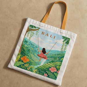 Sac fourre-tout en toile imprimée pleine grandeur à ouverture ouverte, en coton naturel, pour femme, idéal pour le camping et les voyages en Bali - Product Image 3