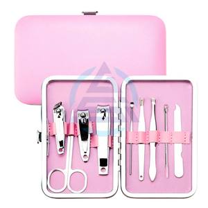 Juego de Manicura Portátil de 9 Piezas, Tijeras para Pedicura, Pinzas, Cuchillo, Limpiador de Oídos, Cortaúñas, Kit de Acero Inoxidable para el Cuidado de las Uñas - Product Image 1