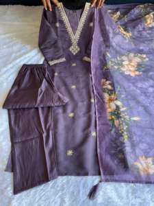 Kurti de fiesta de ajuste holgado para mujer con bordado de seda romana Vintage con pantalón y Duppatta - Product Image 3