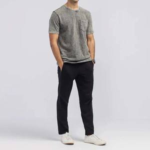 Camisetas de Hombre de Corte Regular con Lavado Ácido, Impresión Personalizada de Alta Calidad, Estilo Urbano, Cuello Redondo, Hombros Caídos, Manga Corta, 100% Algodón - Product Image 3