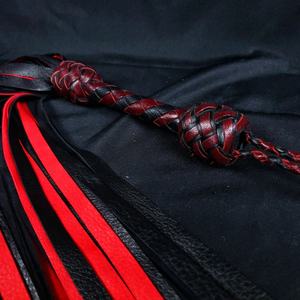 JEXMOO Fouets en cuir faits main personnalisés, outils artisanaux, rouge et noir, nouveauté, 2 ensembles pour adultes, équipement de bondage international - Product Image 5