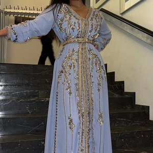 BELLE BRODERIE DÉCENTE ZARI TRAVAIL SUR ROBE CAFTAN AVEC PERLES DE VERRE EN CRISTAL OMBRÉES, PIERRE, SEQUENCE,DABKA WORK @ 2024 - Product Image 1