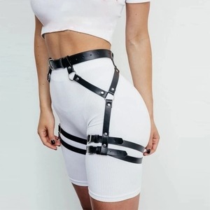 Ceinture d'épée gothique sexy de haute qualité OEM pour femmes, harnais de jambe en cuir bas et jarretière de cuisse pour mariages - Product Image 1