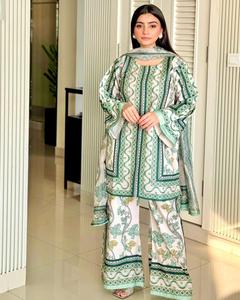 Crêpe de créateur avec impression numérique avec cordon de manche ensemble costume longue robe pakistanaise à la mode pour la fête, costume de créateur - Product Image 1