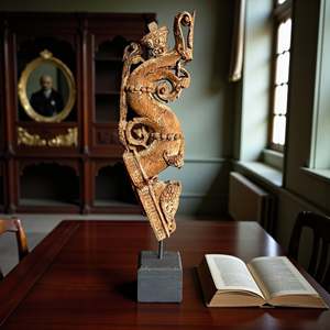 Support en bois antique pour connecteurs et supports d'étagères - Product Image 2