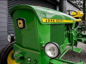 John Deere รถแทรกเตอร์ฟาร์ม110HP 4WD เพื่อการเกษตร - Product Image 3