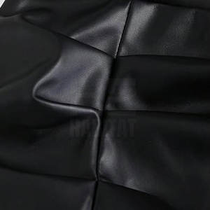 Fabrication pakistanaise, jupes en cuir véritable pour femmes, tissu doux et respirant, parfait pour les occasions formelles - Product Image 4