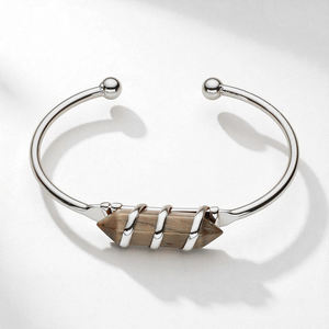 Pulsera de moda hecha a mano para mujer, brazalete semiprecioso de piedras preciosas de ojo de tigre hexagonal puntiagudo, suministro a granel al por mayor - Product Image 1