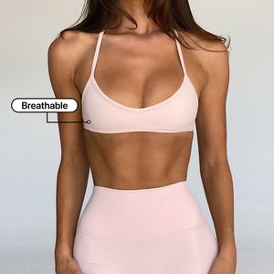 สปอร์ตบราไร้ตะเข็บสำหรับผู้หญิงคอแบบเปิดหลังสายรัดออกกำลังกายเล่นโยคะออกกำลังกายในยิม - Product Image 3