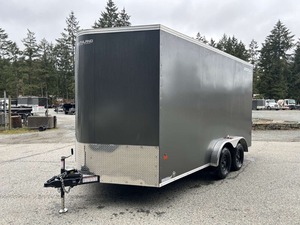 Remorque de transport fermée neuve, modèles 2024/2025/2026, capacité de charge de 1500 kg, double essieu, à vendre - Product Image 2