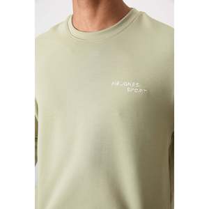Conjunto Deportivo Air Jones para Hombre, Corte Cómodo, Bordado, Mezcla de Algodón, Textura Suave y Gruesa, Color Verde Menta Claro y Negro, Dos Piezas - Product Image 6