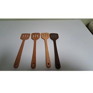 Espátula de Madera para Cocinar, Hornear, Freír o Preparar Alimentos, Disponible para Compras al por Mayor - Product Image 1