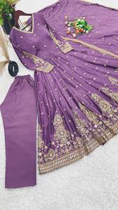 ชุด Anarkali สำหรับงานปักผ้าเนื้อบางหนาทำจากผ้าไหมผ้าจีนแท้ออกแบบล่าสุด - Product Image 4